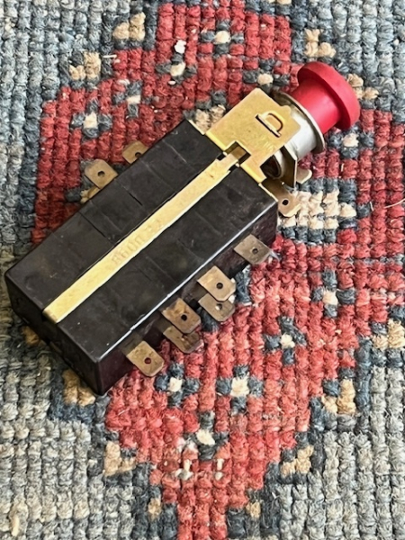 Warnblinkschalter DDR Pirna TGL 23409 8600-32